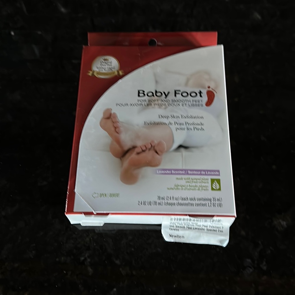 Baby Foot, Lavender scented exfoliant.